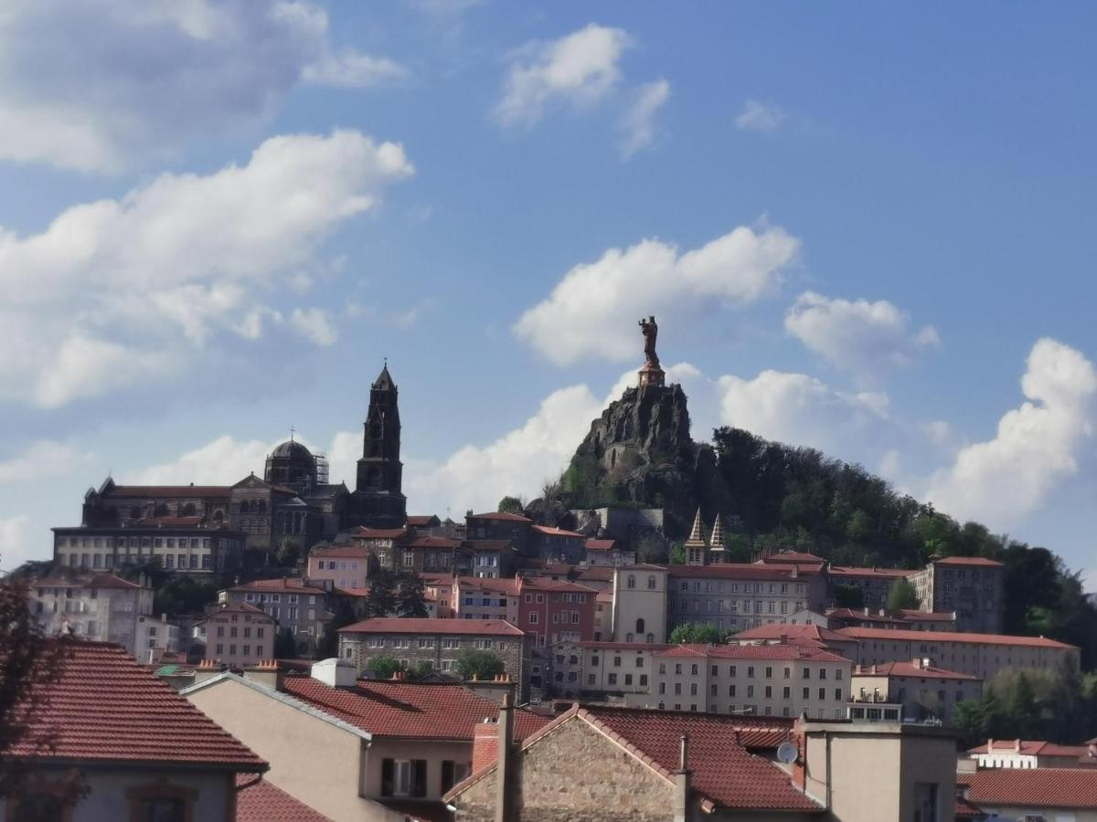Velay Cocon Appartement 4 Chambres Avec Vue Sur Les Monuments Le Puy-en-Velay Εξωτερικό φωτογραφία